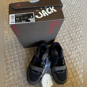 2024
Travis Scott x Jordan Jumpman Jack TR PS 'Dark Mocha'
Boys size 1.5
